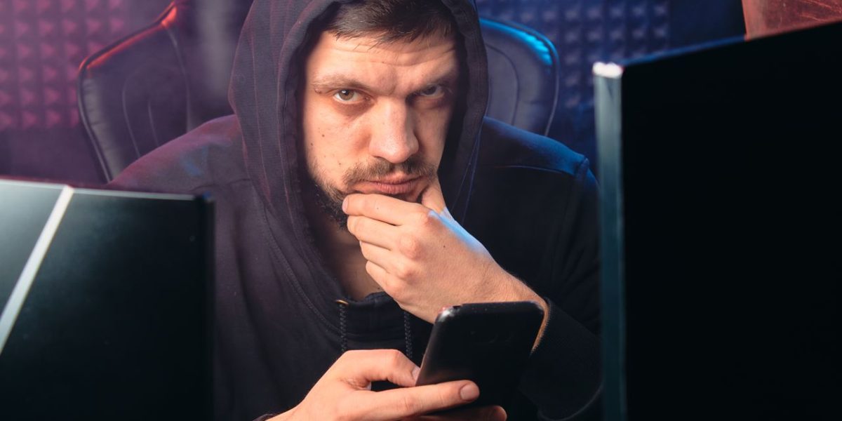 pexels-mikhail-nilov-6964369